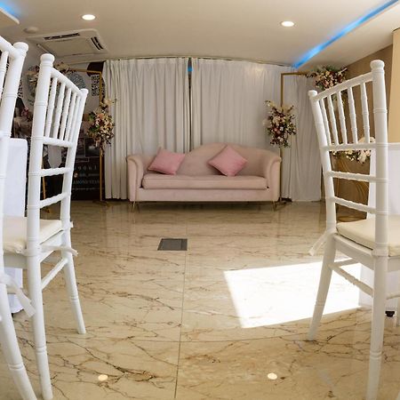 Diamond Star Hotel فندق النجمة الماسية 锡卜 外观 照片